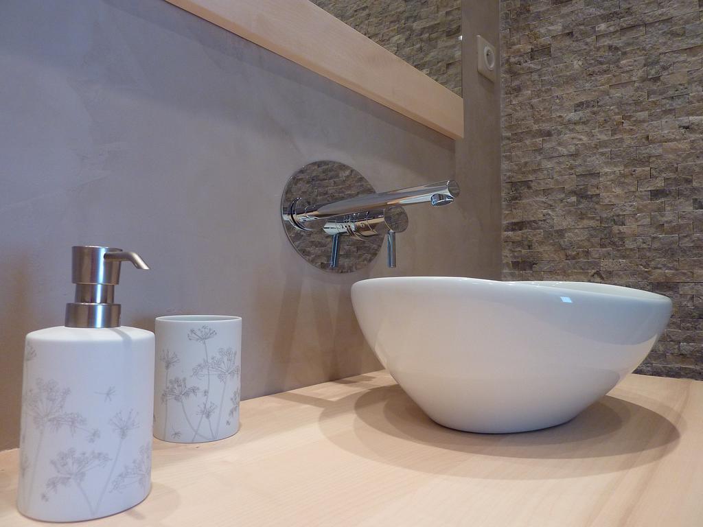 Bed and Breakfast Les Mazets Du Luberon Puget Habitación foto